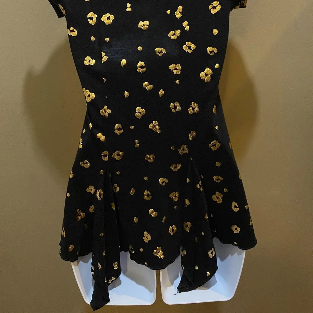 NWOT Total Girl black/gold short sleeve top sz 10/12